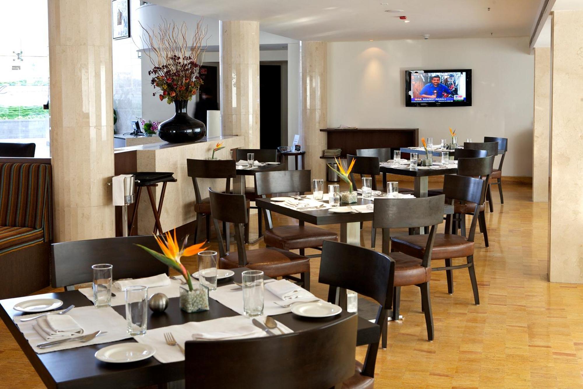 Peerless Hotel Χιντεραμπάντ Εστιατόριο φωτογραφία