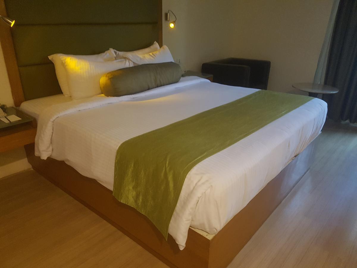 Peerless Hotel Χιντεραμπάντ Εξωτερικό φωτογραφία